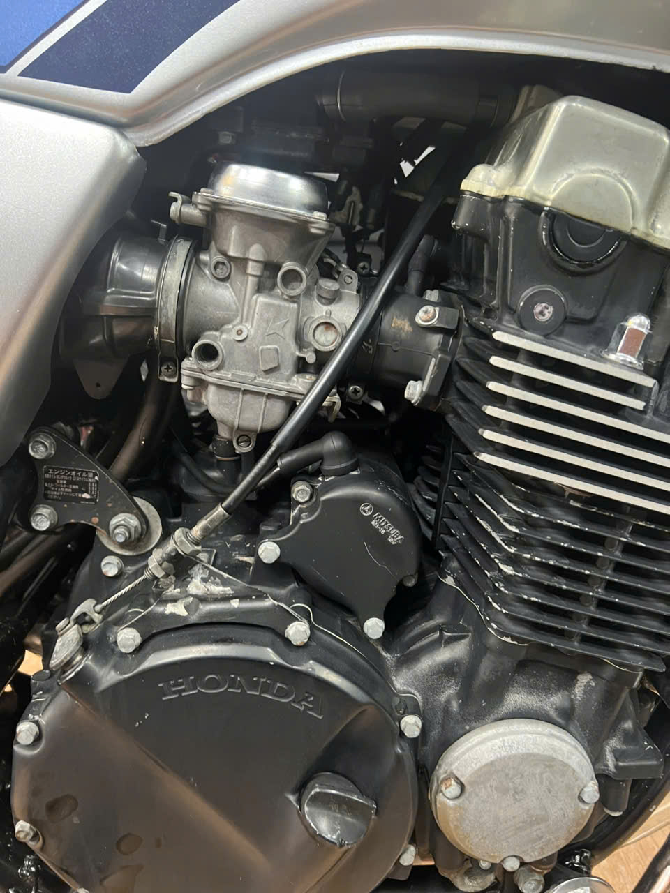 Sạc bình ắc quy tận nơi – Có mặt nhanh, nạp đúng | Cứu hộ xe máy 24/7 5 sạc bình ắc quy tận nơi ảnh thực tế 1